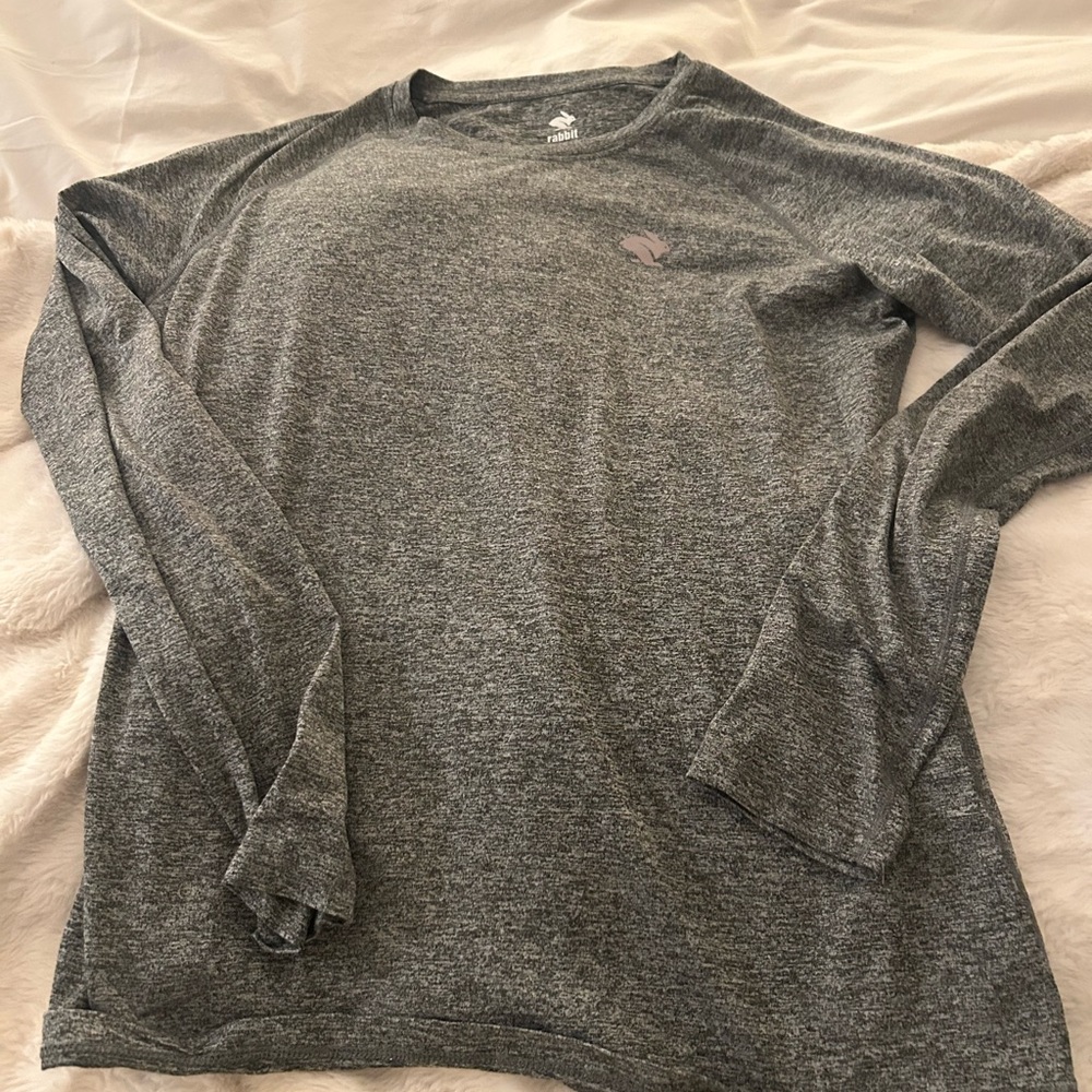 Rabbit LG Women's Gray Long-Sleeve Tee with CHI Back Graphic